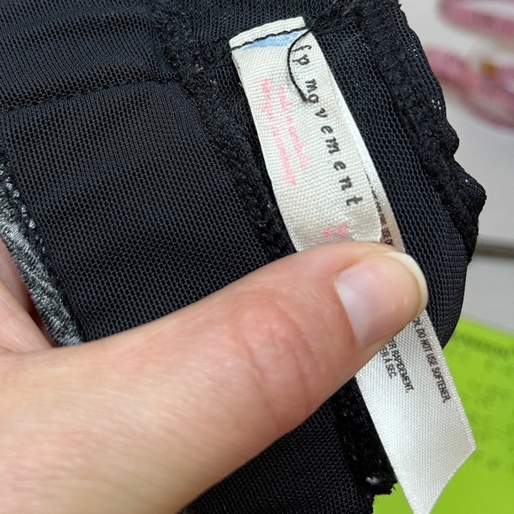 Free People Movement High Neck Mesh Layered Sports Bra Sz S - Picture 6 of 7